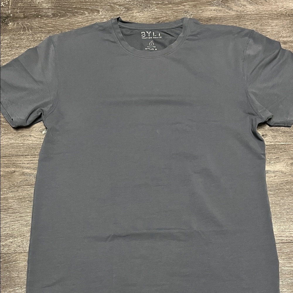Bylt men’s short sleeve shirt charcoal grey size lrg